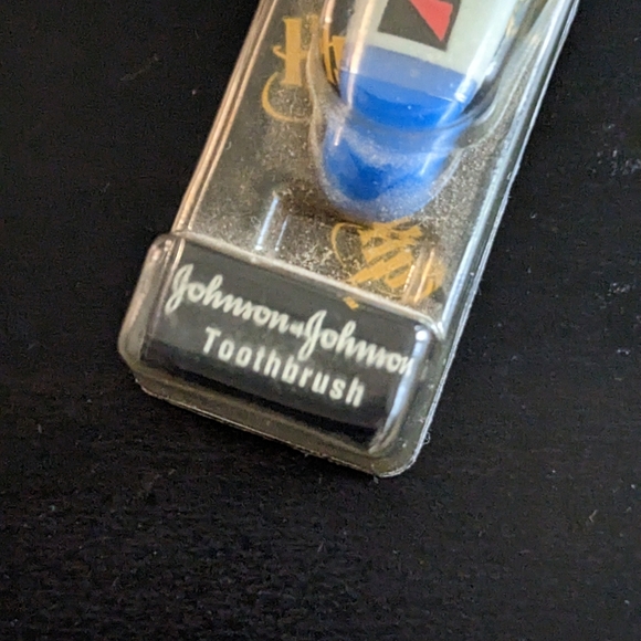 Harry Potter New Rare 2001 Childs Reach Toothbrush 18 Soft Blue Yellow Quidditch - Picture 3 of 7